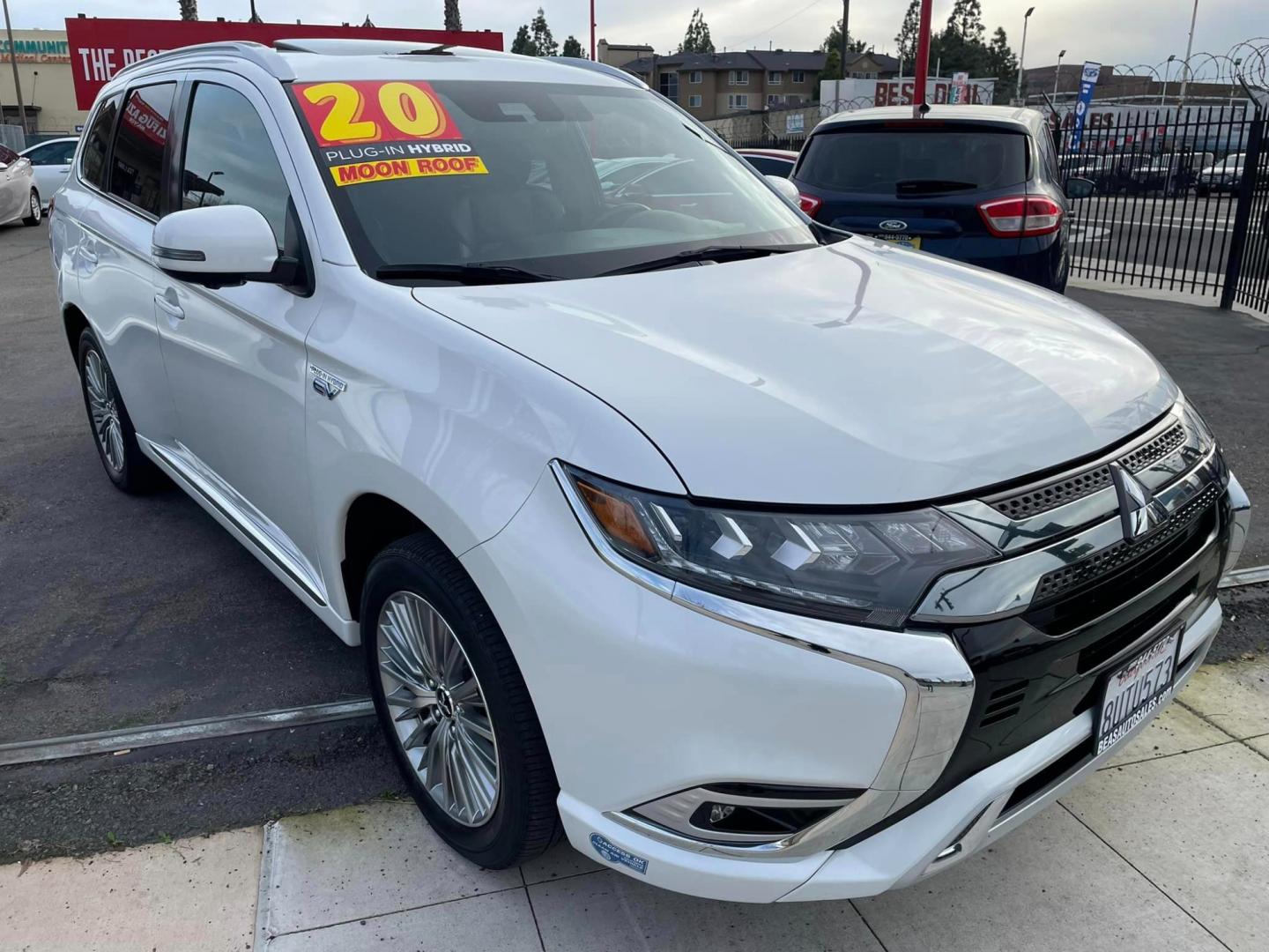 2020 WHITE /BLACK Mitsubishi Outlander PHEV (JA4J24A55LZ) , located at 744 E Miner Ave, Stockton, CA, 95202, (209) 944-5770, 37.956863, -121.282082 - PLUS TAXES AND FEES - Photo#0